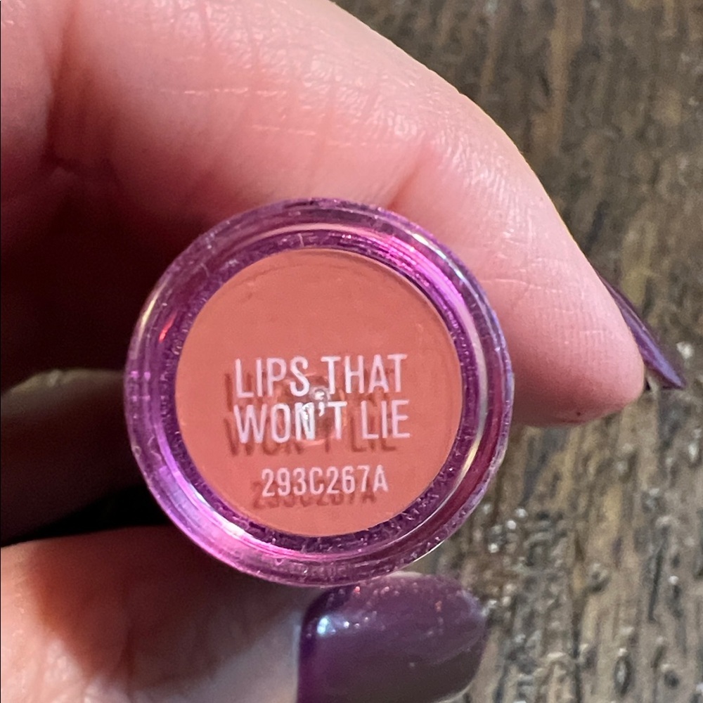 Revolution Lip Geek Lipstick - UPS That won’t Lie - Picture 2 of 3